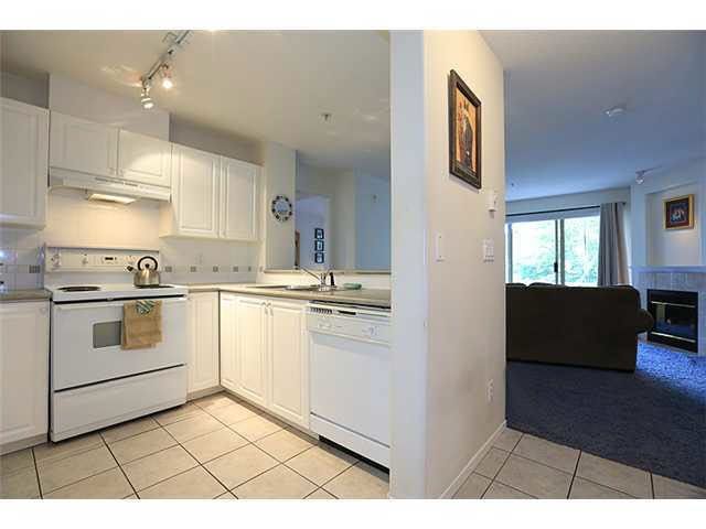 Photo 3: Photos: 304 215 TWELFTH Street in New Westminster: Uptown NW Condo for sale in "DISCOVERY REACH" : MLS®# R2118812