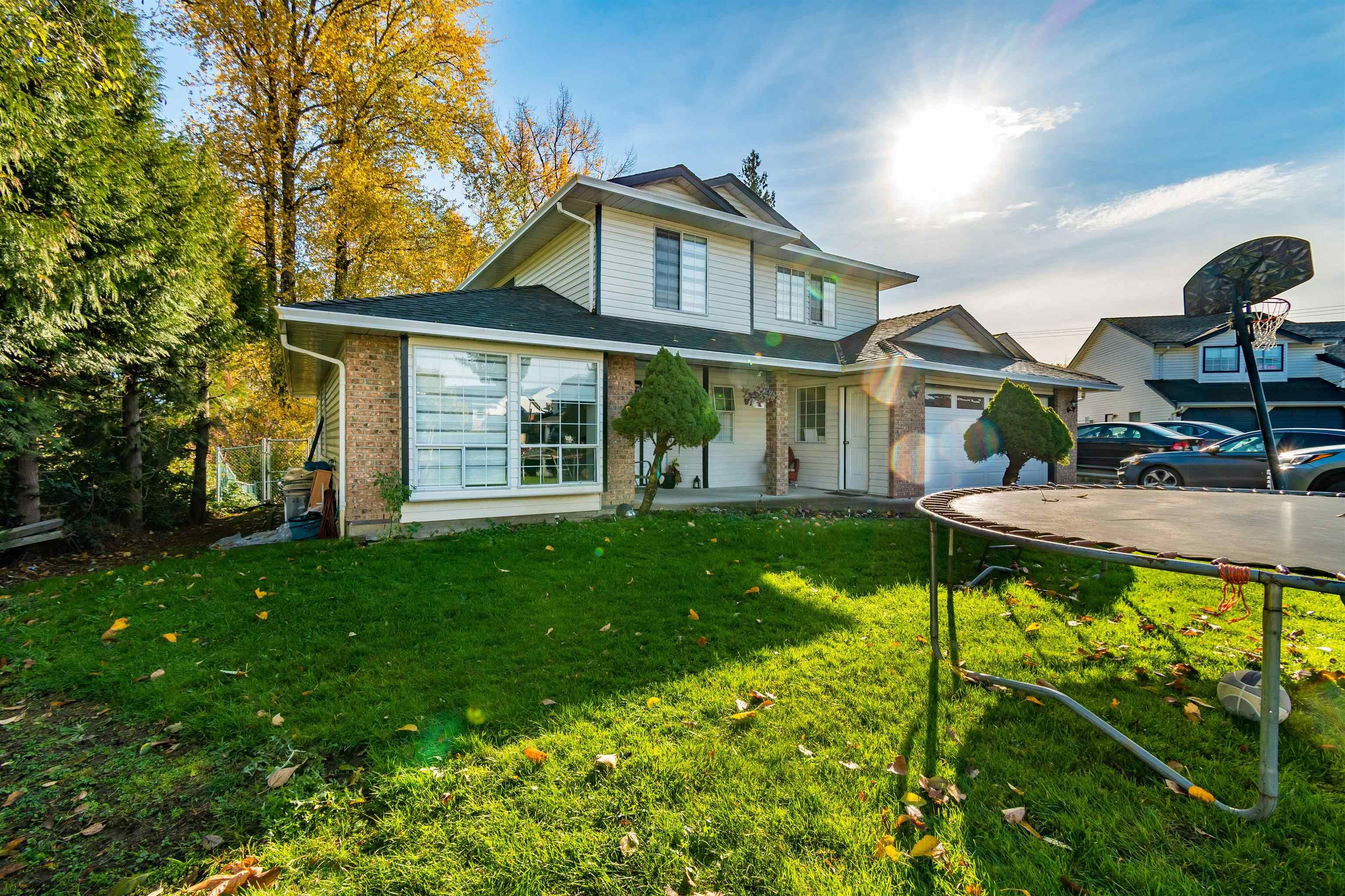 Main Photo: 2930 E OSPREY Drive in Abbotsford: Abbotsford West House for sale : MLS®# R2667734