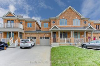 Photo 3: 42 Jake Smith Way in Whitchurch-Stouffville: Stouffville House (2-Storey) for sale : MLS®# N8268836