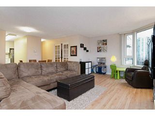 Photo 4: 802 5790 PATTERSON Avenue in Burnaby: Metrotown Condo for sale in "The Regent" (Burnaby South)  : MLS®# V988077