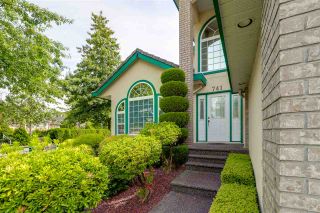 Photo 2: 741 CAPITAL Court in Port Coquitlam: Citadel PQ House for sale in "CITADEL" : MLS®# R2197353