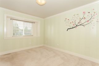 Photo 15: 1640 KING GEORGE Boulevard in Surrey: King George Corridor House for sale (South Surrey White Rock)  : MLS®# R2128704