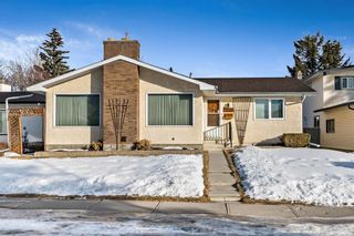 Photo 1: 5035 Vantage Crescent NW in Calgary: Varsity Detached for sale : MLS®# A2024766