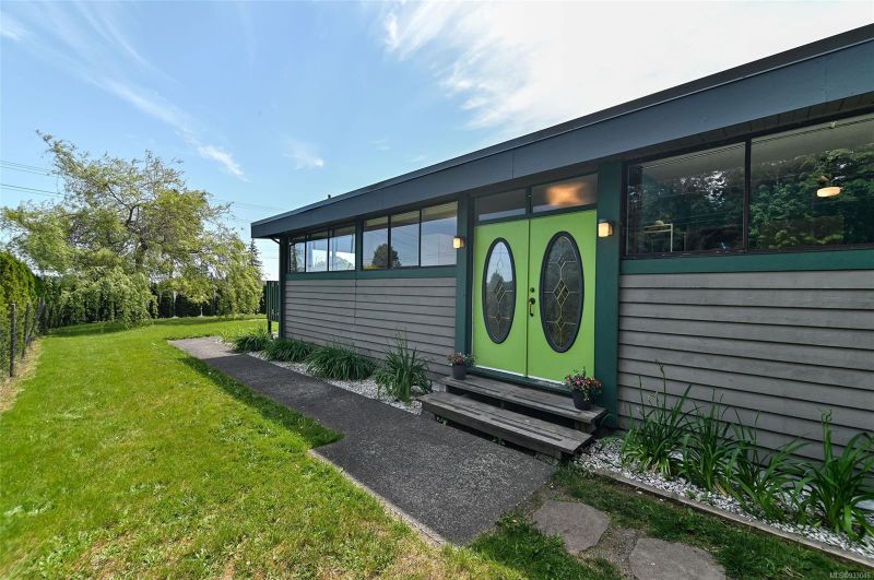 FEATURED LISTING: 1956 Alder St South Campbell River