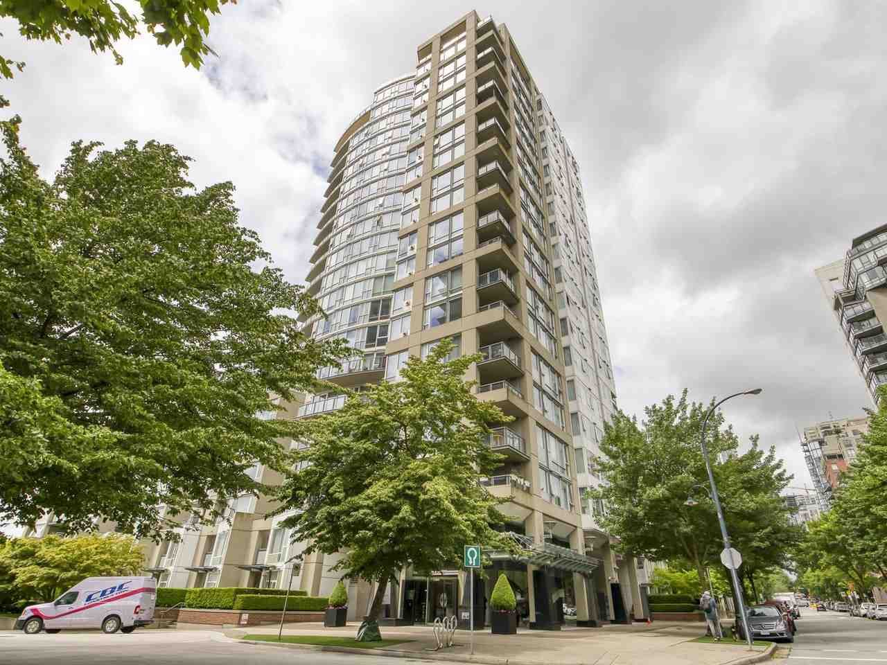 Main Photo: 510 1383 MARINASIDE CRESCENT in : Yaletown Condo for sale : MLS®# R2466156