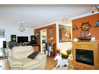Photo 3: 144 WARRICK Street in Coquitlam: Cape Horn House for sale : MLS®# V1022906