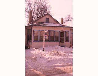 Photo 1: 542 LARSEN Avenue in WINNIPEG: East Kildonan Residential for sale (North East Winnipeg)  : MLS®# 2902577