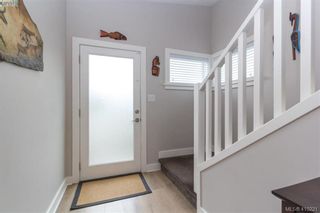 Photo 3: 1030 Boeing Close in VICTORIA: La Westhills Row/Townhouse for sale (Langford)  : MLS®# 813188