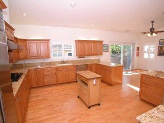 Photo 11: PACIFIC BEACH House for sale : 3 bedrooms : 1219 Emerald