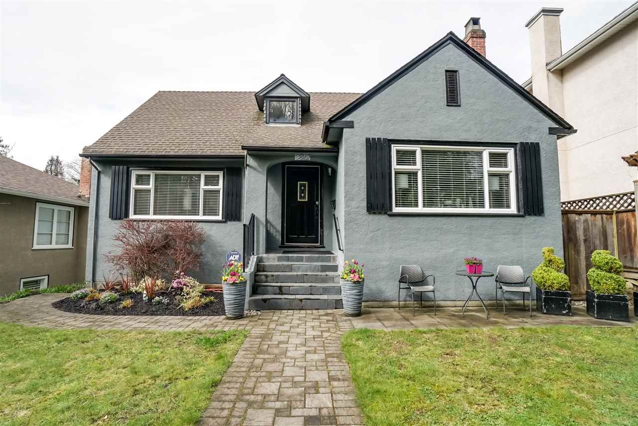 Main Photo: 3861 W 27TH Avenue in Vancouver: Dunbar House for sale in "Dunbar" (Vancouver West)  : MLS®# R2155453