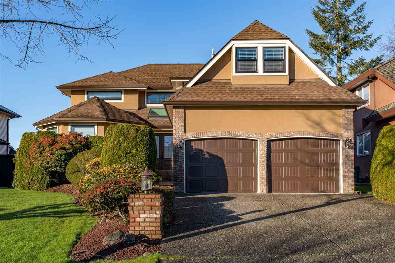 Main Photo: 5837 189 Street in Surrey: Cloverdale BC House for sale in "Rosewood Park" (Cloverdale)  : MLS®# R2535493