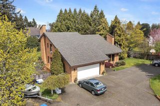 Photo 8: 2350 Styan Rd in Central Saanich: CS Tanner House for sale : MLS®# 901447