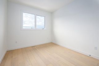 Photo 27: 2105 32 Avenue SW in Calgary: Richmond Semi Detached (Half Duplex) for sale : MLS®# A2020296