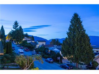 Photo 18: 15 N ELLESMERE Avenue in Burnaby: Capitol Hill BN House for sale (Burnaby North)  : MLS®# V1070757