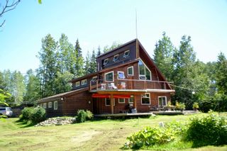 Photo 1: 1289 HUDSON BAY MOUNTAIN Road in Smithers: Smithers - Rural House for sale (Smithers And Area)  : MLS®# R2713371