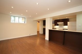 Photo 4: Lower 7 Harvard Avenue in Toronto: Roncesvalles House (2 1/2 Storey) for lease (Toronto W01)  : MLS®# W3599483