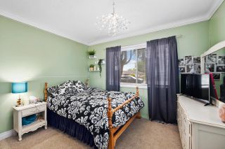 Photo 10: 15651 THRIFT Avenue: White Rock House for sale (South Surrey White Rock)  : MLS®# R2876569