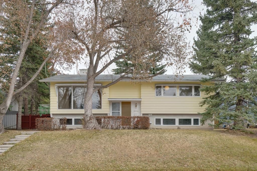 Main Photo: 2132 Palisdale Road SW in Calgary: Palliser Detached for sale : MLS®# A1048144