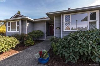 Photo 2: 4999 Del Monte Ave in VICTORIA: SE Cordova Bay House for sale (Saanich East)  : MLS®# 799964