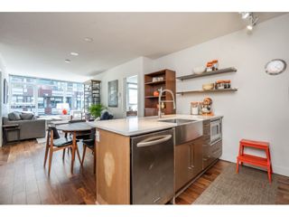 Photo 6: 908 251 E 7TH Avenue in Vancouver: Mount Pleasant VE Condo for sale in "District" (Vancouver East)  : MLS®# R2465561