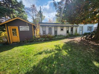 Photo 11: 26 Parkview Avenue in Grand Marais: House for sale : MLS®# 202326216