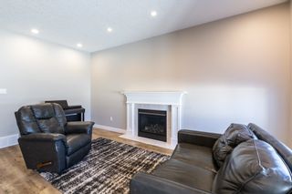 Photo 4: 16820 40 Street in Edmonton: Zone 03 House Half Duplex for sale : MLS®# E4271583