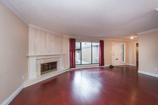 Photo 3: 6561 PINEHURST Drive in Vancouver: South Cambie Townhouse for sale in "Langara Estates II" (Vancouver West)  : MLS®# R2146343