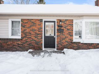 Photo 4: 205 Mary Street: Orillia House (Bungalow) for sale : MLS®# S8030350