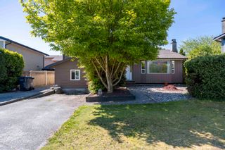Main Photo: 3220 BALLENAS Court in Coquitlam: New Horizons House for sale : MLS®# R2882404