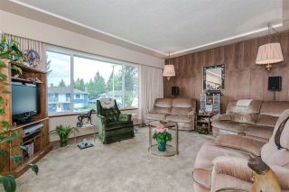Photo 2: 1801 WOODVALE Avenue in Coquitlam: Central Coquitlam House for sale : MLS®# R2057117