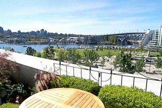 Photo 2: 506 455 BEACH CR in Vancouver: False Creek North Condo for sale in "PARKWEST I" (Vancouver West)  : MLS®# V609308