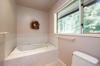 Photo 20: 1424 EAGLE CLIFF Road: Bowen Island House for sale : MLS®# R2879490
