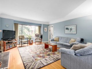Photo 3: 3642 W 3RD Avenue in Vancouver: Kitsilano House for sale in "KITS" (Vancouver West)  : MLS®# R2175191