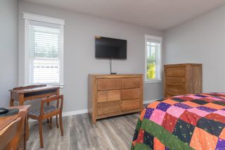 Photo 16: 47 7586 Tetayut Rd in Central Saanich: CS Hawthorne Manufactured Home for sale : MLS®# 933383