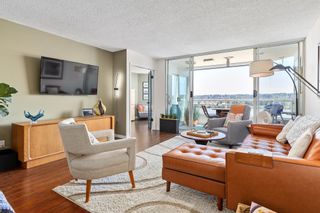 Photo 5: 1202 1065 QUAYSIDE Drive in New Westminster: Quay Condo for sale in "Quayside Tower II" : MLS®# R2882117
