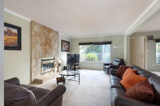 Photo 2: 7202 BRIDLEWOOD Court in Burnaby: Simon Fraser Univer. House for sale (Burnaby North)  : MLS®# R2728337