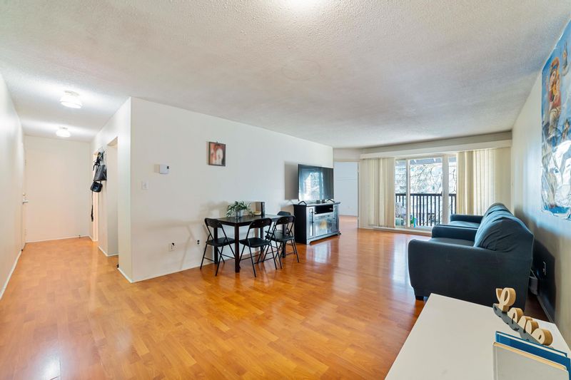 FEATURED LISTING: 502 - 9847 MANCHESTER Drive Burnaby