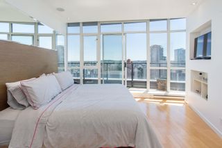 Photo 15: 3202 1199 SEYMOUR Street in Vancouver: Downtown VW Condo for sale in "BRAVA" (Vancouver West)  : MLS®# R2715137