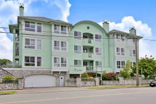 Photo 1: 104 45775 SPADINA Avenue in Chilliwack: Chilliwack Downtown Condo for sale in "Ivy Green" : MLS®# R2696625