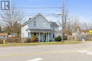 Photo 2: 140 ORMOND STREET in Brockville: House for sale : MLS®# 1381948