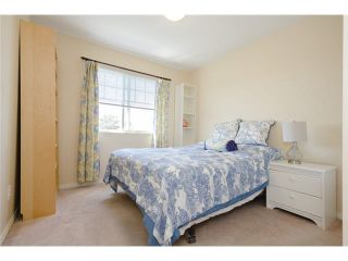 Photo 13: 4 10251 NO 1 Road in Richmond: Steveston North Townhouse for sale in "HERITAGE COURT" : MLS®# V1122111