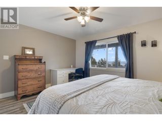 Photo 45: 561 Moody Crescent Okanagan North: Okanagan Shuswap Real Estate Listing: MLS®# 10305600