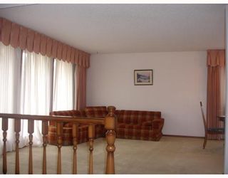 Photo 3: 47 TEMPLEBY Crescent NE in : Temple Residential Detached Single Family for sale (Calgary)  : MLS®# C3403066