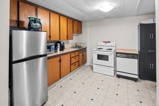 Photo 36: 3248/3250 Cook St in Saanich: SE Maplewood Full Duplex for sale (Saanich East)  : MLS®# 927443