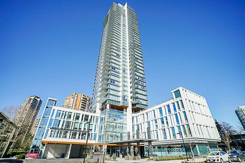 Main Photo: 2202 4360 BERESFORD Street in Burnaby: Metrotown Condo for sale in "MODELLO" (Burnaby South)  : MLS®# R2399133