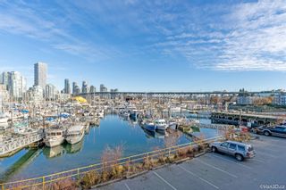 Photo 22: 406 1510 W 1ST Avenue in Vancouver: False Creek Condo for sale in "Mariner Point" (Vancouver West)  : MLS®# R2749894