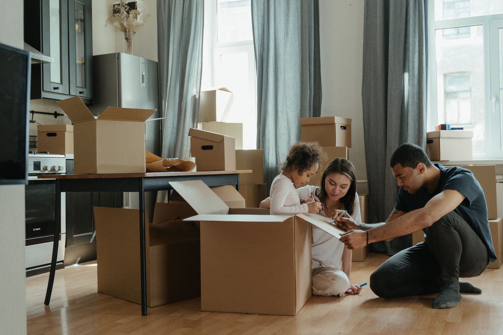 Moving Essentials Every Home Buyer Should Pack in ‘Open-First’ Boxes