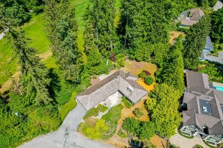 Photo 1: 405 BURY Lane in West Vancouver: British Properties House for sale : MLS®# R2857823