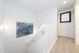 Photo 10: 4 2137 CHESTERFIELD Avenue in North Vancouver: Central Lonsdale Townhouse for sale in "Driftwood Village" : MLS®# R2842293