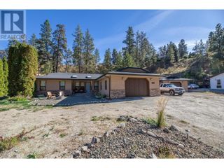 Photo 2: 8015 VICTORIA Road in Summerland: House for sale : MLS®# 10308038